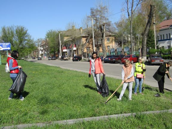 Долучитись до «генерального прибирання» закликає влада мешканців Дніпропетровщини