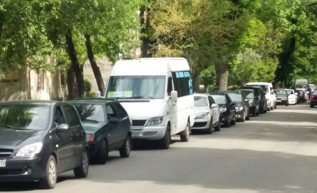 Паливна криза в Кам’янському нагадує про місію України