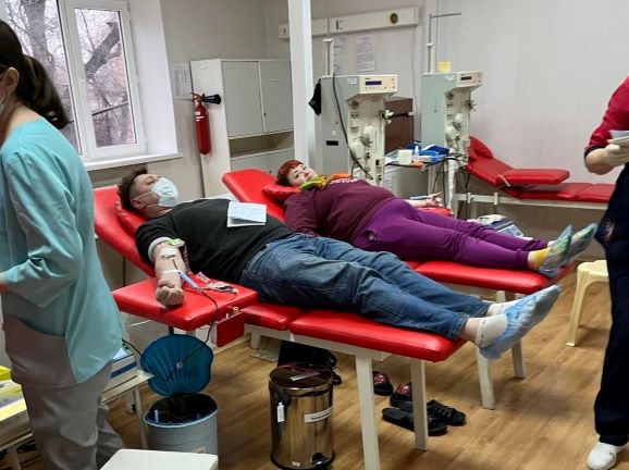 Спортсмени та молоді активісти Кам’янського – частина волонтерської команди міста