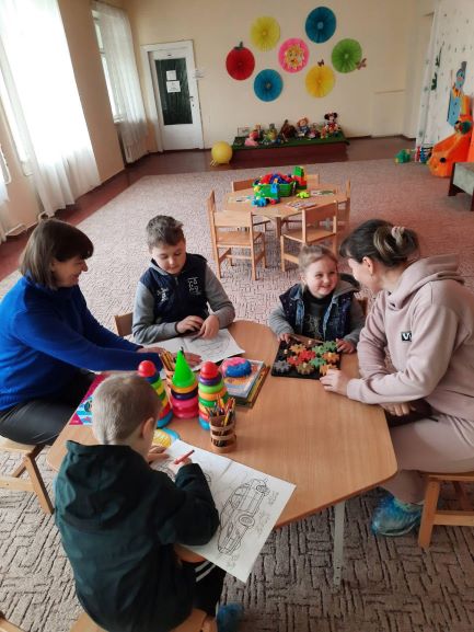 Спортсмени та молоді активісти Кам’янського – частина волонтерської команди міста - ФОТО