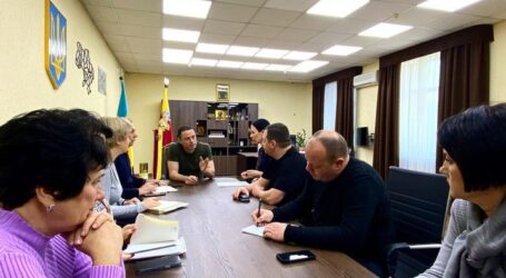 У Кам’янському обговорили питання перейменування вулиць