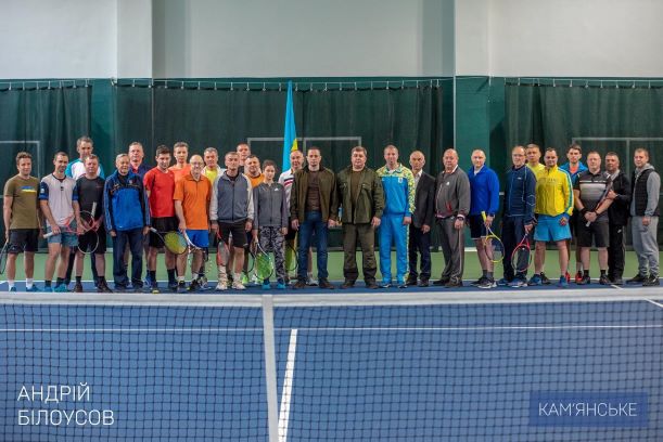 У Кам'янському провели тенісний марафон миру - ФОТО