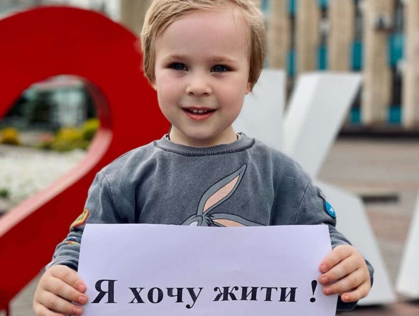 Молодіжна рада Кам’янського провела акцію до Дня захисту дітей