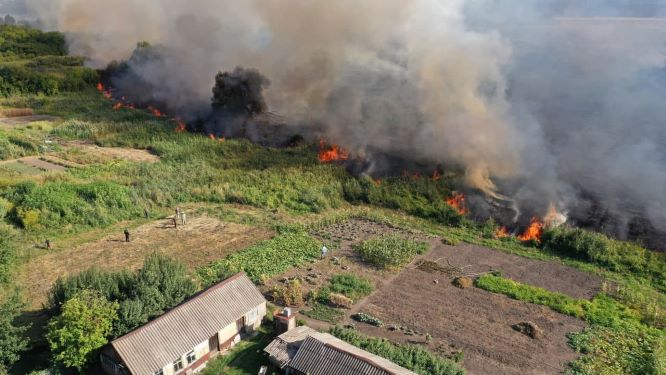 Про небезпеку літніх пожеж в екосистемах нагадали вогнеборці Кам’янського району