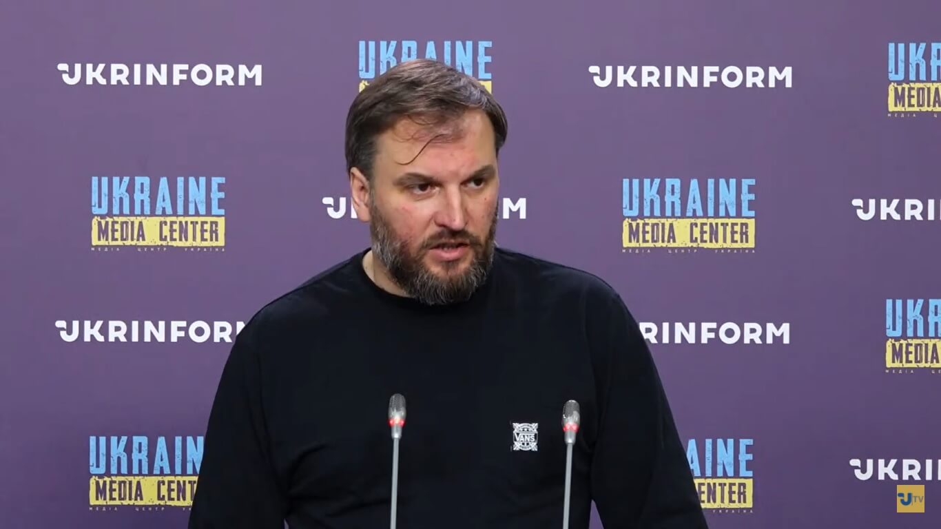 Експерт розповів про дефіцит та вартість пального - ФОТО