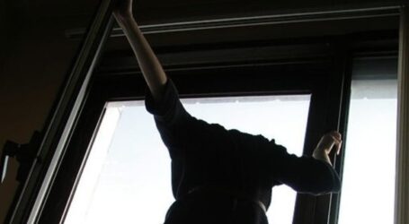 У Кам’янському жінка вистрибнула з вікна багатоповерхівки