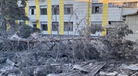 Масштабна нічна атака на Дніпропетровщину: є загиблий та поранені
