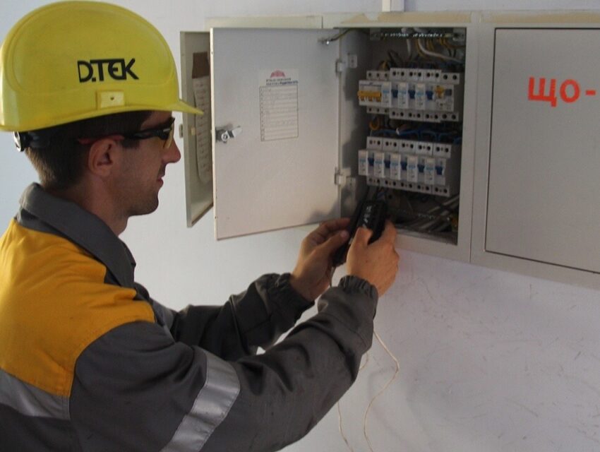 Енергопостачальники в Кам’янському повертаються до перевірки лічильників