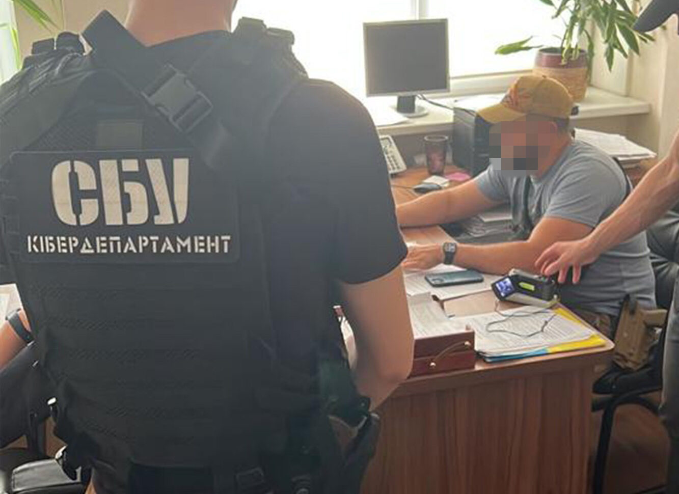 На Дніпропетровщині податківці намагалися вкрасти з держбюджету понад 240 млн грн - ФОТО