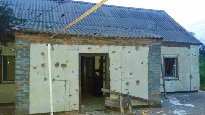 В ніч на суботу ворог обстріляв два райони Дніпропетровщини