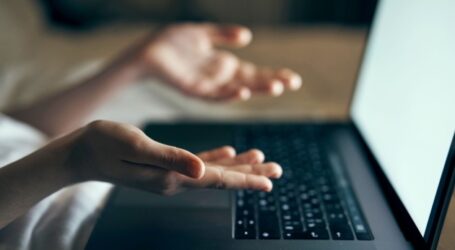 За балачки на роботі чи у соцмережах можна опинитися за гратами
