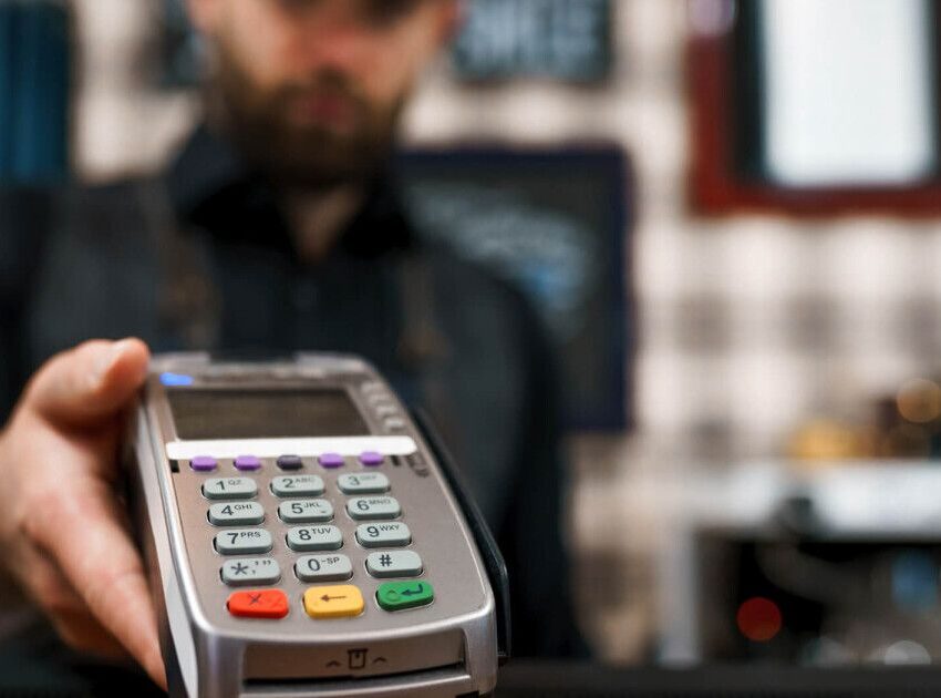 В Україні всіх торговців зобов’яжуть встановити POS-термінали