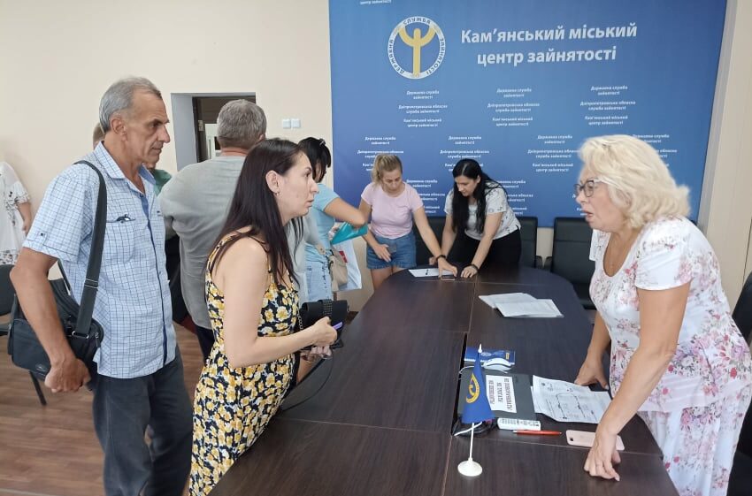 Почати власний бізнес на державні гроші пропонують безробітним в Центрі зайнятості Кам’янського
