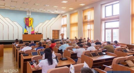 У Кам’янському відбулося позачергове засідання сесії