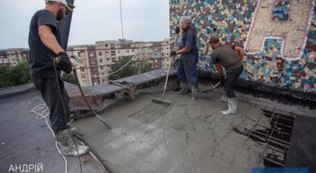 У Кам’янському ремонтують житловий фонд (фото, відео)