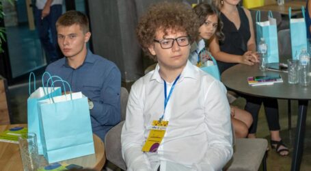 Про працевлаштування говорили на форумі для молоді у Кам’янському