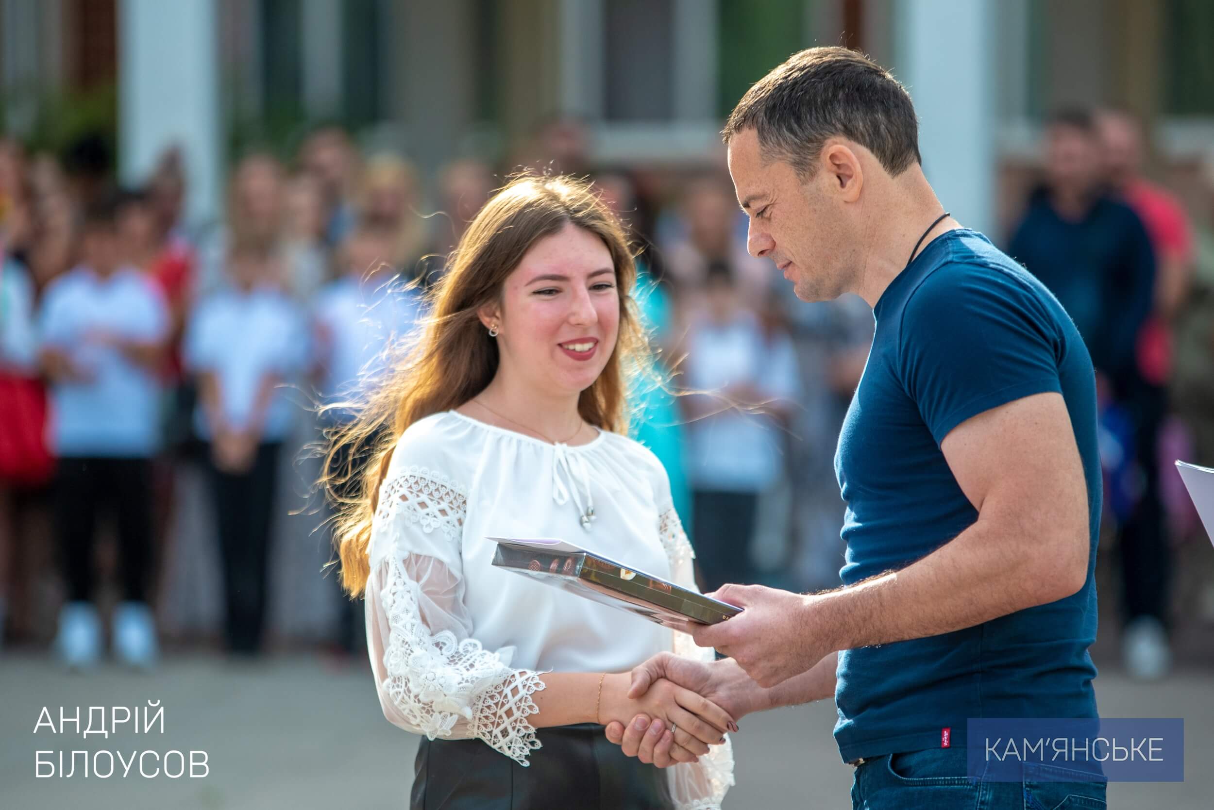 Мер Кам'янського привітав школярів, батьків та вчителів з Днем знань - ФОТО