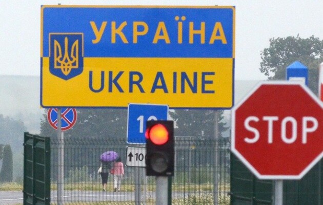 Україна з жовтня  запустить електронну чергу на кордоні