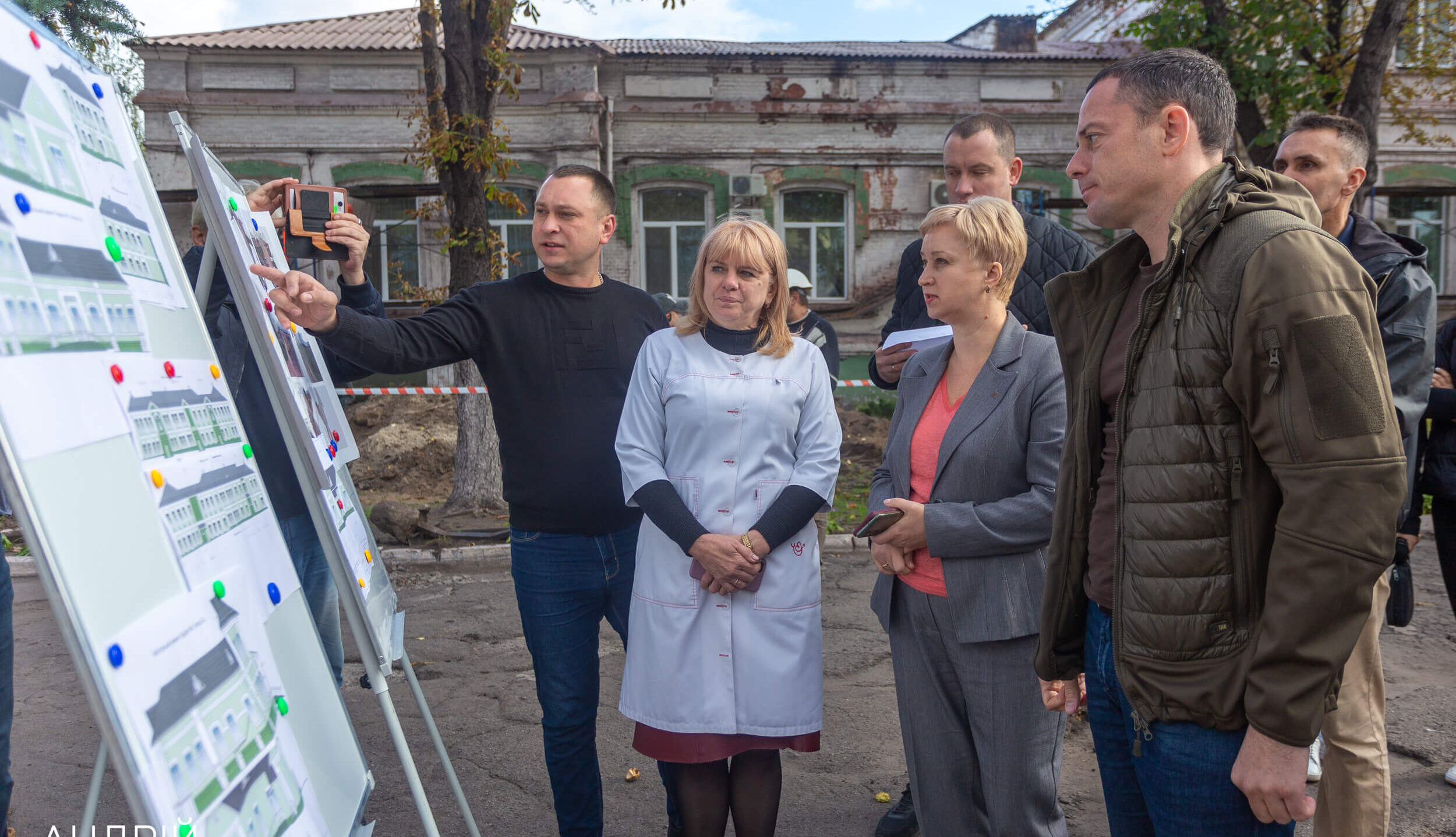 У Кам'янському тривають ремонти у медзакладах та школах - ФОТО