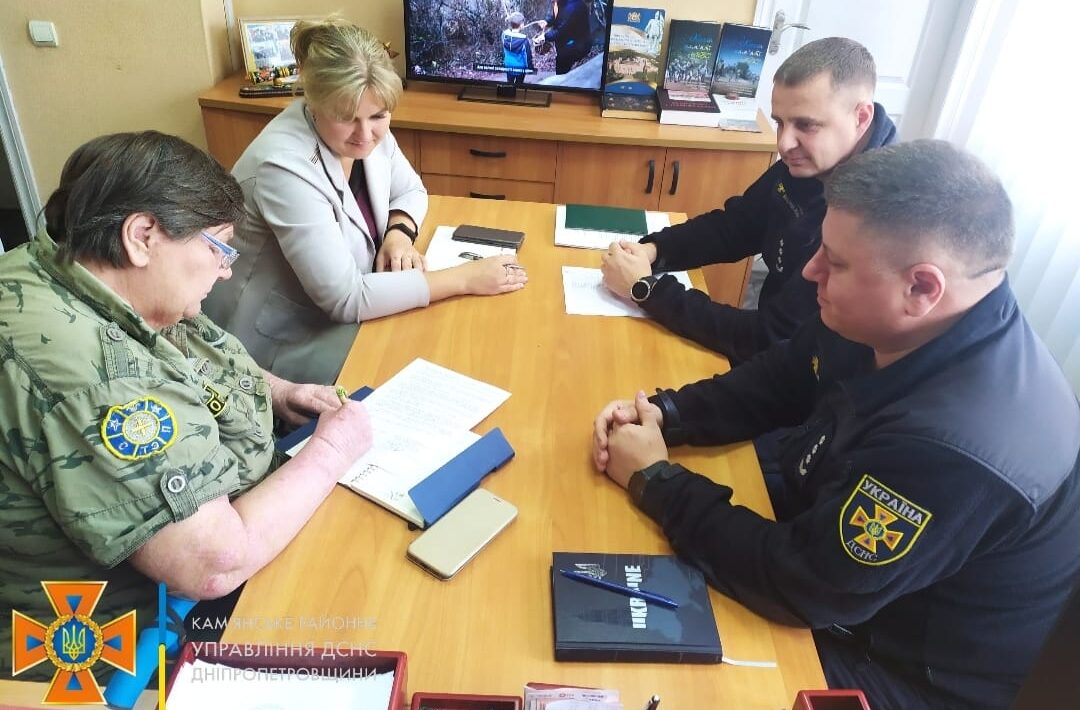 Рятувальники Кам'янського району відроджують добровільні пожежні дружини - ФОТО
