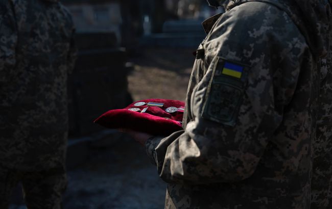 У Кабміні пояснили, хто не має право на виплату за загиблого бійця