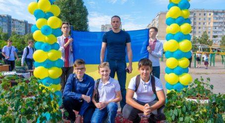 Мер Кам’янського привітав школярів, батьків та вчителів з Днем знань