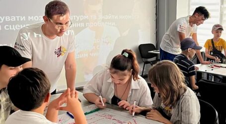 Навчальний рік активна молодь Кам’янського почала з самоосвіти та самооздоровлення