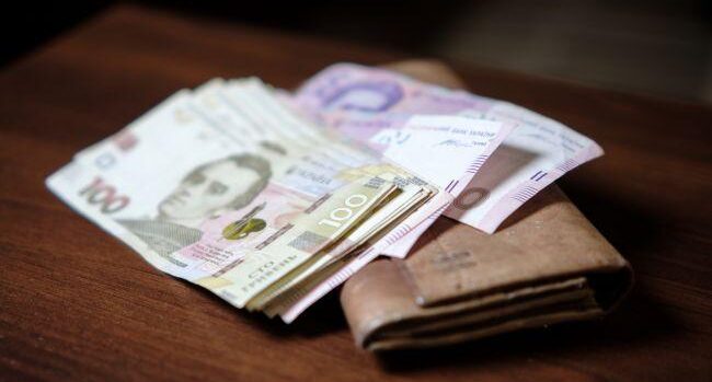У ПФУ розказали, в якому секторі в Україні платять найбільше