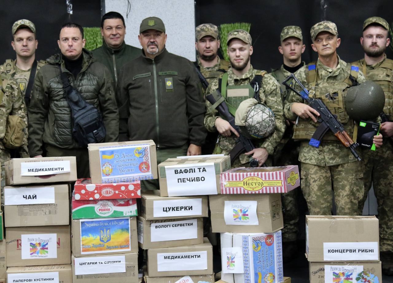 Мер Кам'янського привітав військовослужбовців - ФОТО