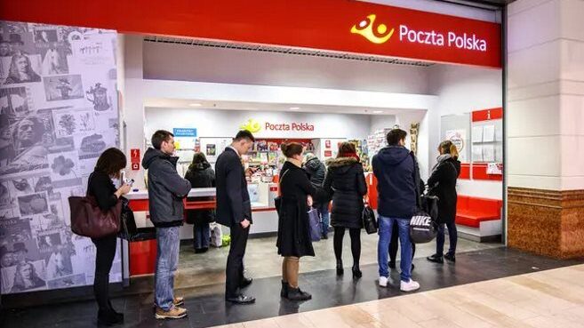 Пошта Польщі знизила тарифи на відправлення посилок до України на 75%