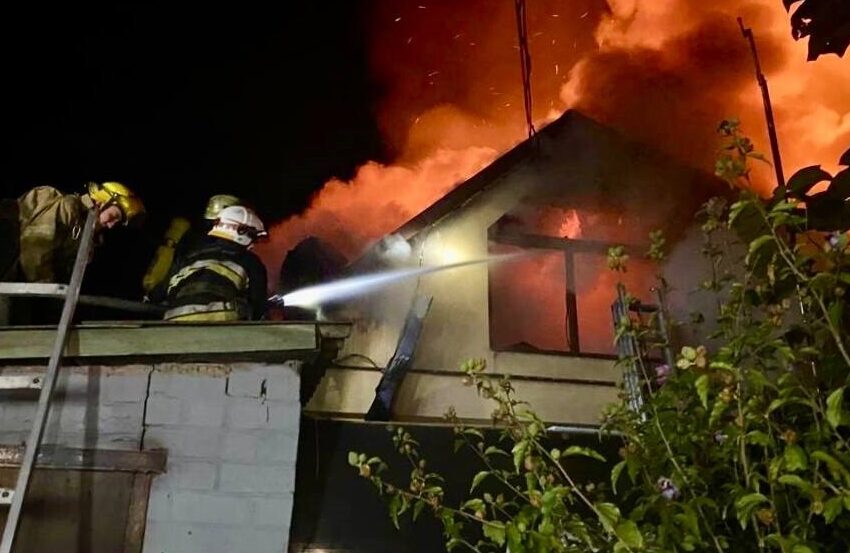 Окупанти п’ять разів за ніч обстріляли Дніпропетровщину