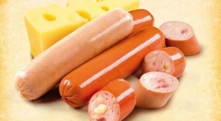 В українських магазинах можуть продаватись небезпечні сосиски та сир