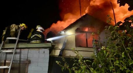 Окупанти п’ять разів за ніч обстріляли Дніпропетровщину