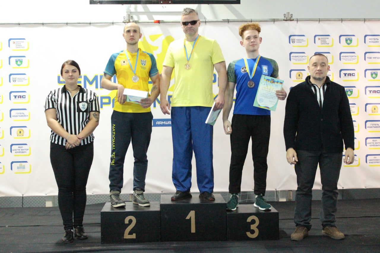 Кам’янчани стали чемпіонами України з пара-армрестлінгу - ФОТО