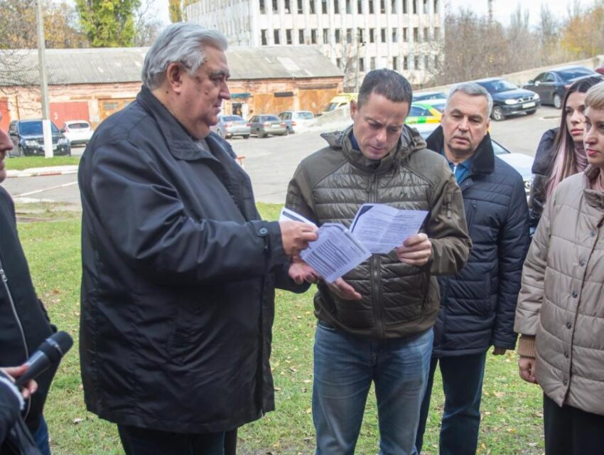 Лікарні Кам’янського забезпечені генераторами на випадок перебоїв зі світлом 