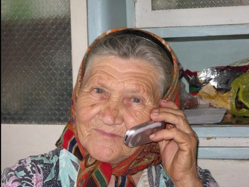 За якими телефонами можна звертатися до міської та сільської влади у Кам’янському районі