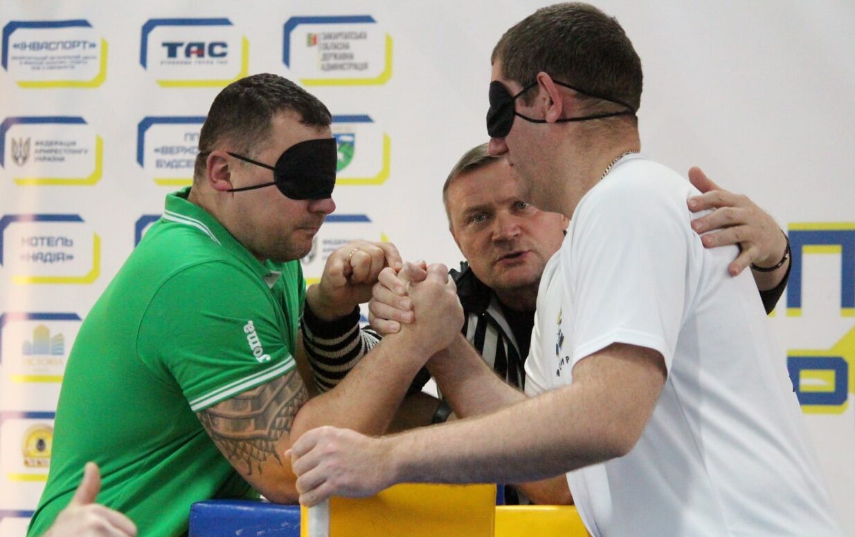 Кам’янчани стали чемпіонами України з пара-армрестлінгу - ФОТО