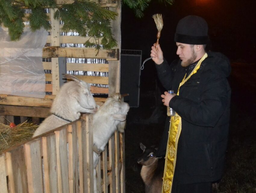 Святкувати Різдво з 25 грудня по 7 січня пропонує панотець ПЦУ з Кам’янського