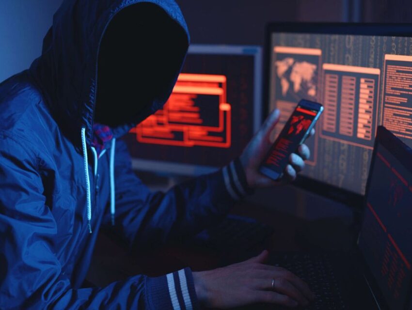 Про шахрайства воєнного часу розповіли мешканцям Кам’янського правники