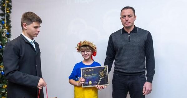 У Кам’янському вітали спортсменів та активну молодь - ФОТО