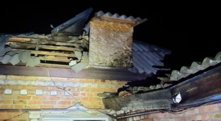 Окупанти вночі випустили по Дніпропетровщині 50 снарядів