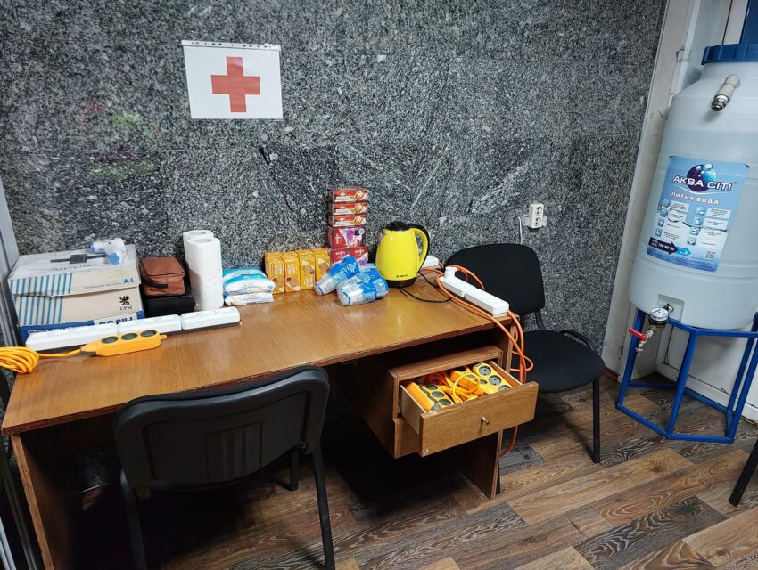 За якими адресами у Кам’янському районі працюють “пункти незламності” у відділеннях поліції
