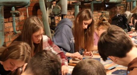 Заходи для оздоровлення психіки проводять молоді активісти в Кам’янському