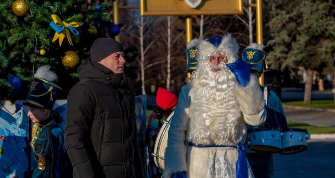 В Кам'янському пройшли святкові заходи до Дня Святого Миколая - ФОТО