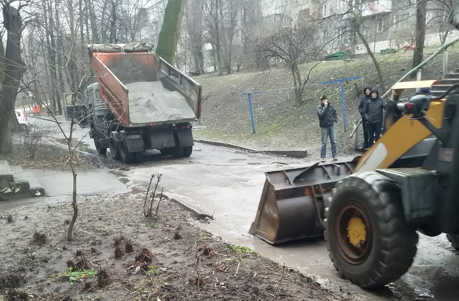 Скандал на ґрунті благоустрою стався в Кам’янському - ФОТО