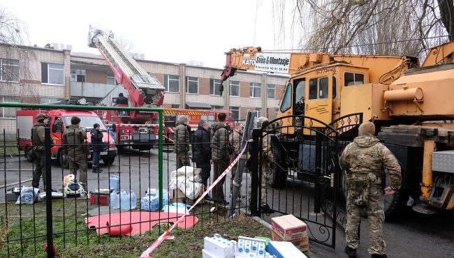 У ДСНС розповіли подробиці падіння вертольота у Броварах
