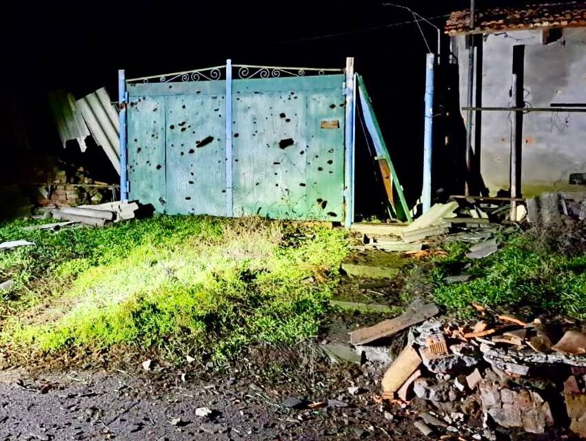 Окупанти знов обстріляли житлові квартали на Дніпропетровщині з важкої артилерії