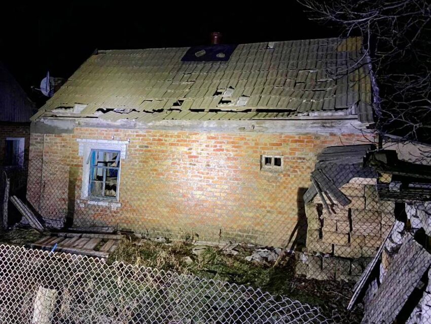 Вночі ворог вдарив по одній громаді на Дніпропетровщині з важкої артилерії