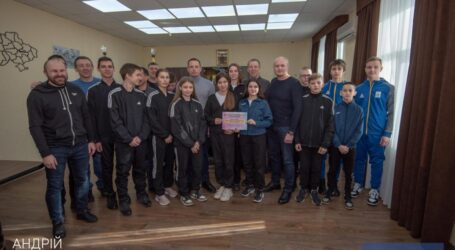 Кам’янських тхеквондистів проводжали на змагання