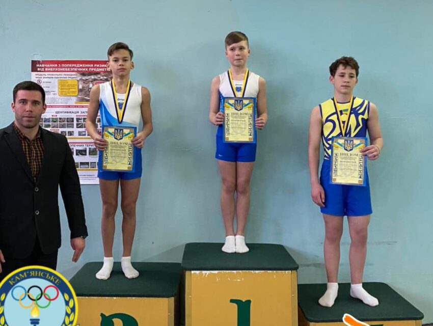 Юні акробати Кам`янського стали призерами чемпіонату Дніпропетровщини
